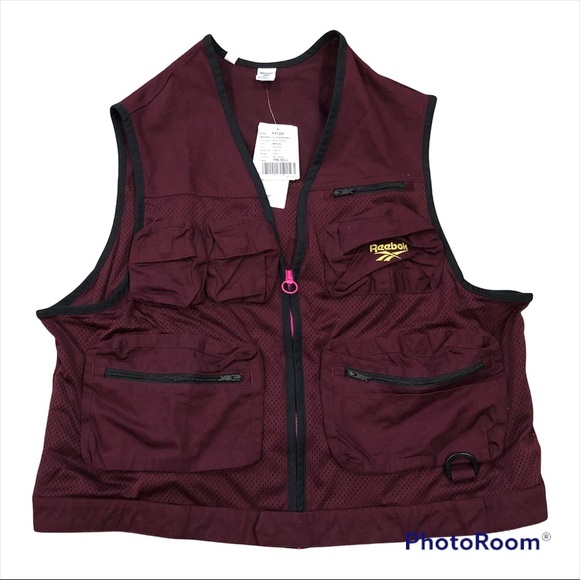 Women’s Reebok Maroon Fishing Vest Size Medium - Picture 1 of 2